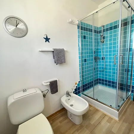 Giuly House شقة
