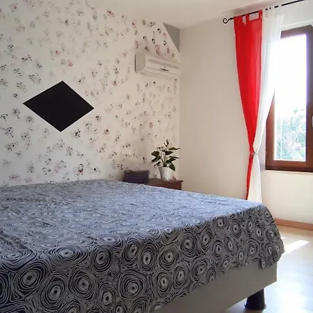 Giuly House